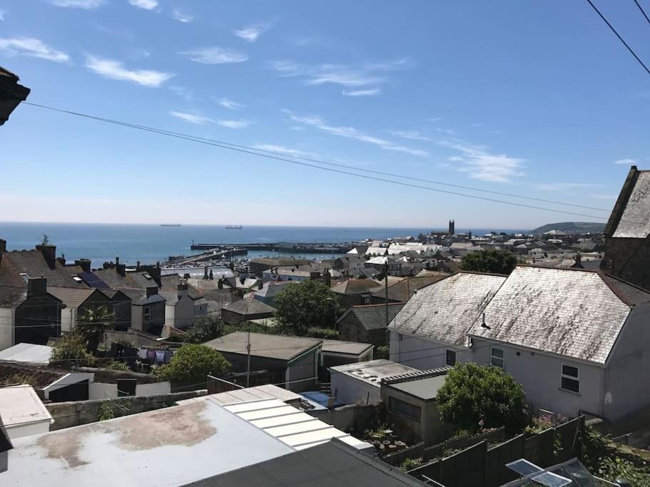 Modern Studio Apartment With Harbour Views ペンザンス エクステリア 写真